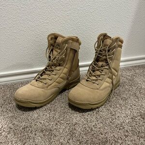 Men's Tan Combat Boots
